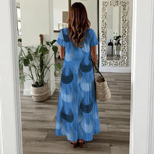 Load image into Gallery viewer, "Moʻokiha Uli" by Hakuole Designs ʻIʻiwi Dress