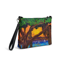 Load image into Gallery viewer, Maui Banyan Bliss Crossbody bag
