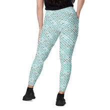 Load image into Gallery viewer, Hauneneʻe (Glacier) by Hakuole Designs Leggings with pockets