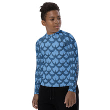 Load image into Gallery viewer, Unahi - Fish Scale by Hakuole Designs ʻŌpio Rash Guard