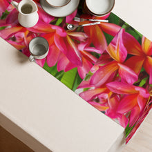 Load image into Gallery viewer, Manaʻolana Table runner