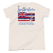 Load image into Gallery viewer, Lā Kūʻokoʻa YOUTH Short Sleeve Tee by Hakuole Designs