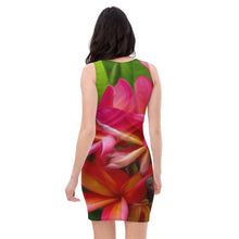 Load image into Gallery viewer, Puamelia by Rachael Ray Art Pili Paʻa Dress