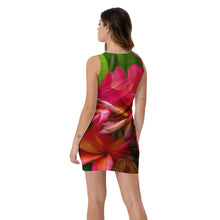 Load image into Gallery viewer, Puamelia by Rachael Ray Art Pili Paʻa Dress