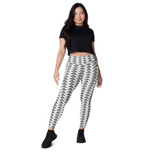 Load image into Gallery viewer, Aloha Aina Leggings with pockets
