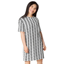 Load image into Gallery viewer, Aloha ʻĀina Dress by Hakuole Designs