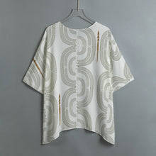 Load image into Gallery viewer, "Hoʻolono" Keʻo by Hakuole Designs "Peʻa" Top
