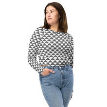 Load image into Gallery viewer, Aloha ʻĀina by Hakuole Designs long-sleeve crop top
