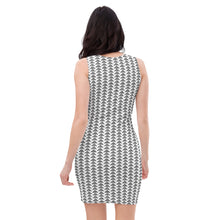Load image into Gallery viewer, Aloha &#39;Aina - Pili Pa&#39;a Dress
